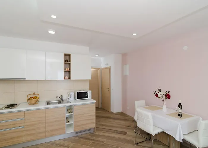 شقة Marmo - Comfort One Bedroom With Balcony And Sea View 2