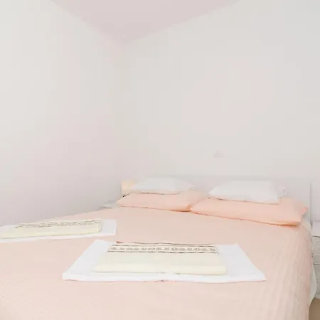 Marmo - Comfort One Bedroom With Balcony And Sea View 2 * Mlini