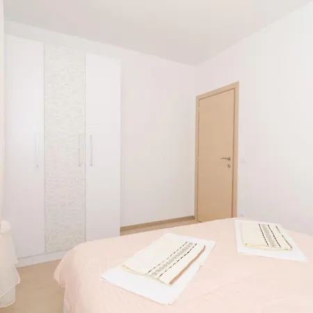 Marmo - Comfort One Bedroom With Balcony And Sea View 2 * Mlini