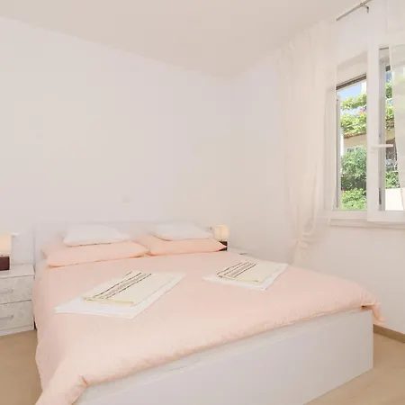 Marmo - Comfort One Bedroom With Balcony And Sea View 2 * Mlini