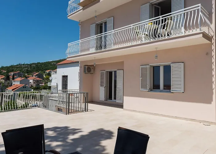 Marmo - Comfort One Bedroom With Balcony And Sea View 2 Appartement Mlini