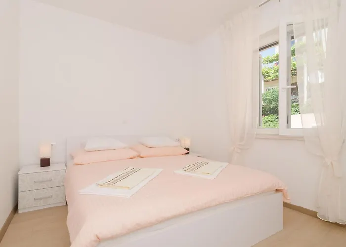 Marmo - Comfort One Bedroom With Balcony And Sea View 2 * Mlini